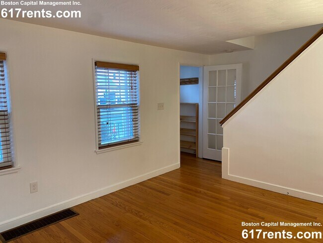 Foto del edificio - 22 Main St