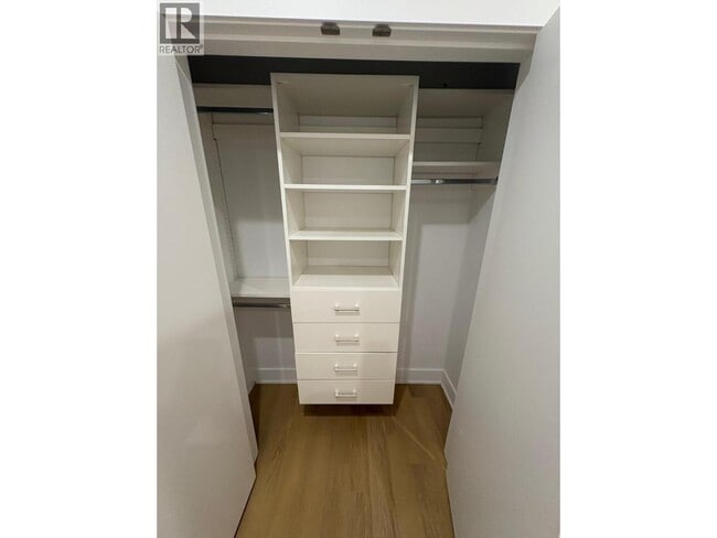 Building Photo - 1838 Mathers Crescent