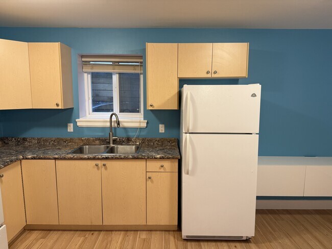 Photo du bâtiment - 7671-211B 211B Street