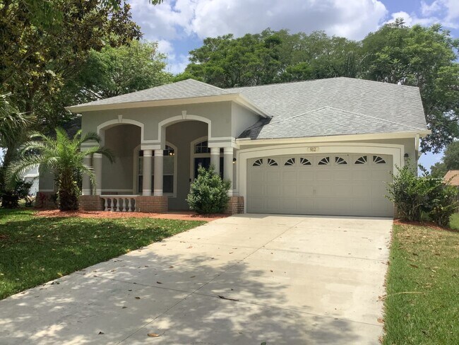 Foto del edificio - 912 Cooper Ridge Pl