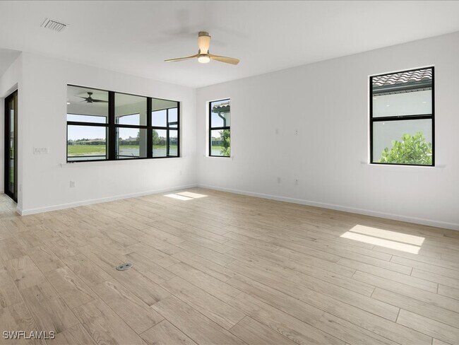 Building Photo - 18262 Parksville Dr