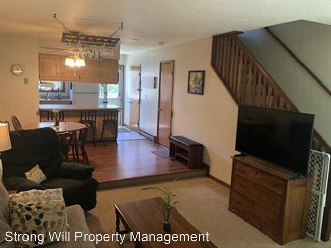 Building Photo - 2 br, 1.5 bath House - 36 Densmore Drive - 1