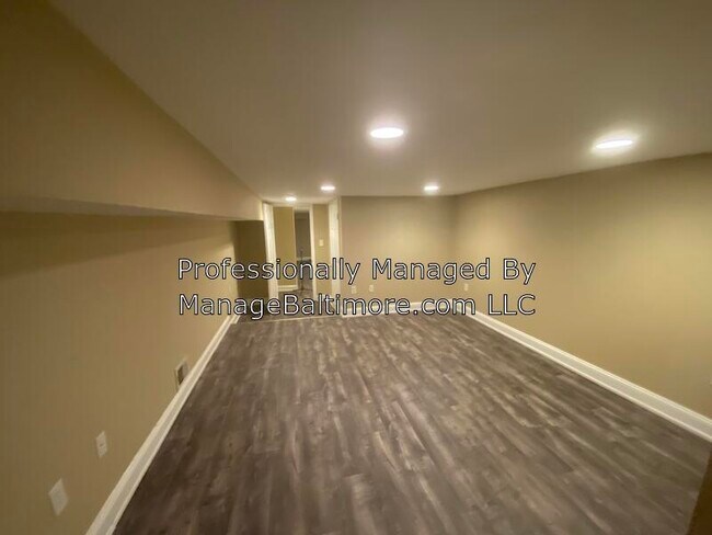 Building Photo - 3522 W Belvedere Ave