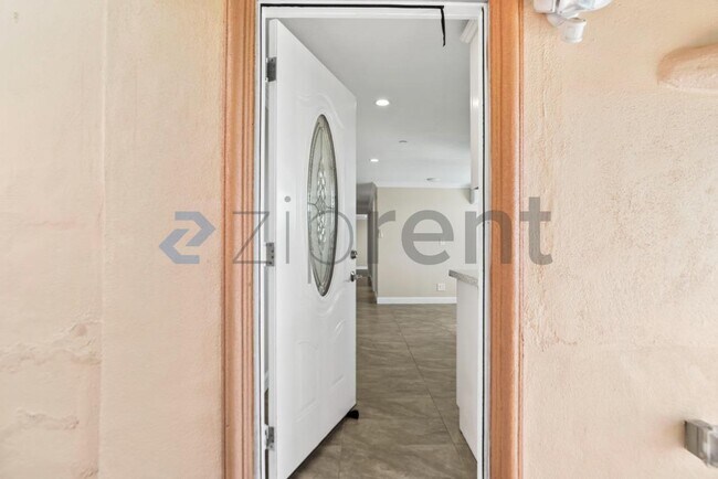 Foto del edificio - Unit A
