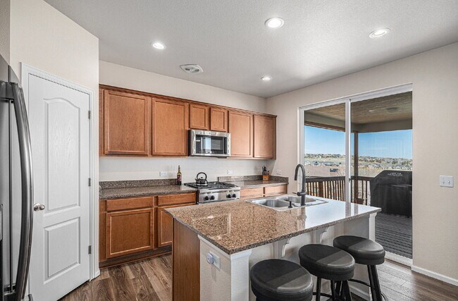 Foto del edificio - 7725 Sabino Ln