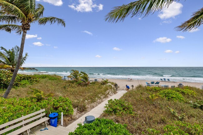 Building Photo - 4748 S Ocean Blvd