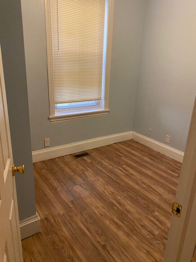 Primary Photo - 2243 N 15th St