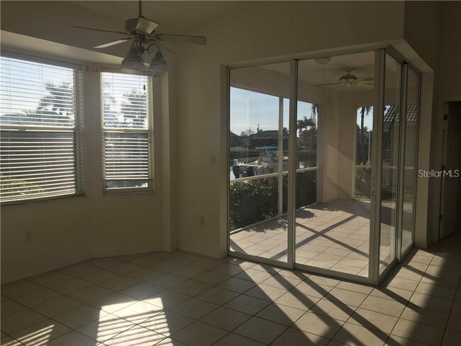 Building Photo - 3762 Whippoorwill Blvd