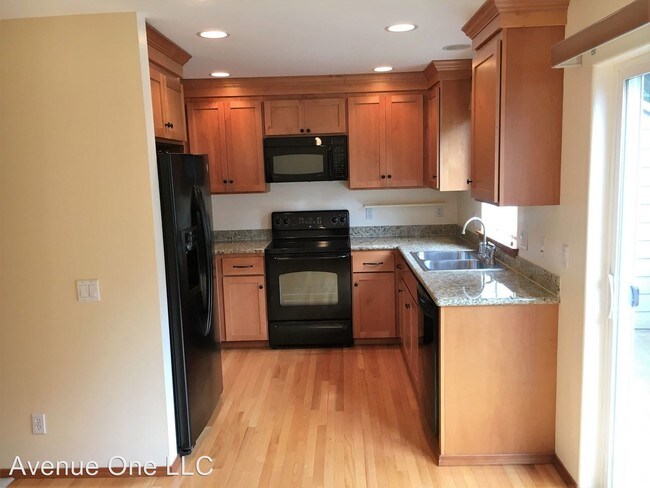 Building Photo - 18115 96th Ave NE