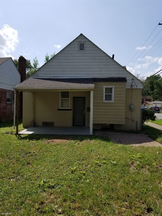 Building Photo - 2 br, 1 bath House - 16782 Rutherford St