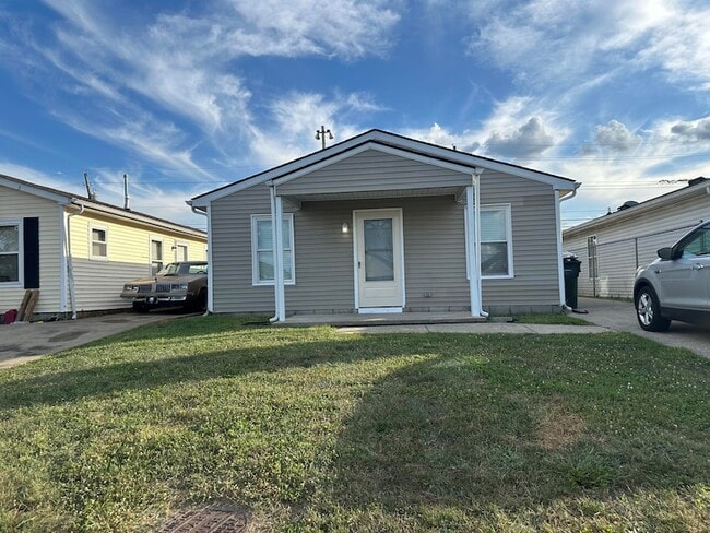 Building Photo - 1715 Gerald Dr