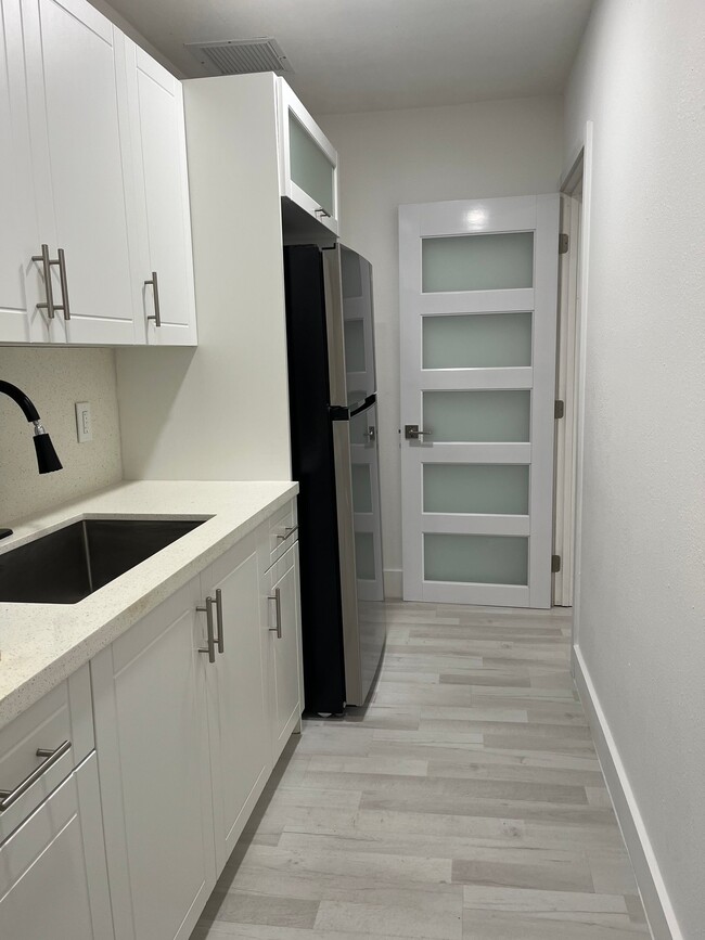 Photo - 4220 SW 21st St Apartment