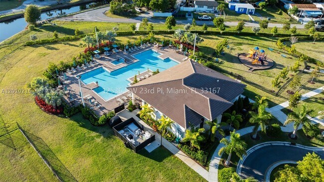 Foto del edificio - 12536 NW 23rd Pl