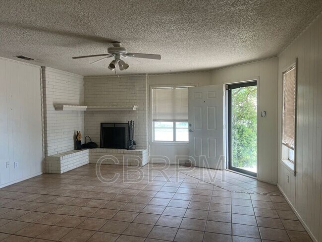 Foto del edificio - 4702 66th St