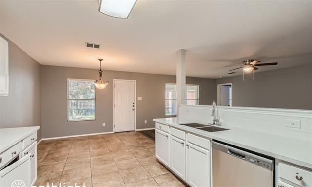 Building Photo - 3415 Red Mine Ln