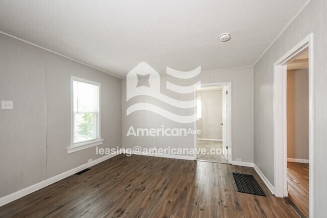 Foto del edificio - 5312 Langley Ave
