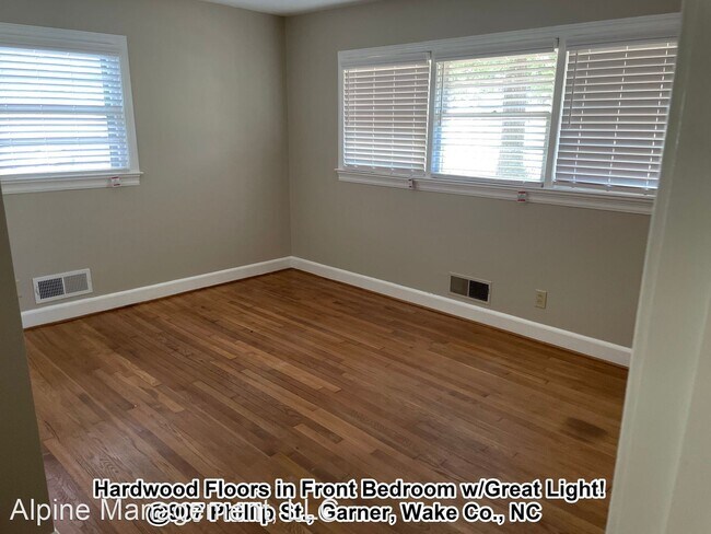 Building Photo - 4 br, 2 bath House - 907 Phillip St.