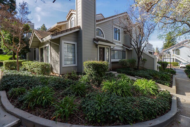 Photo - FULLY RENOVATED 3 BEDROOM, 2 BATHROOM TOWN... Townhome