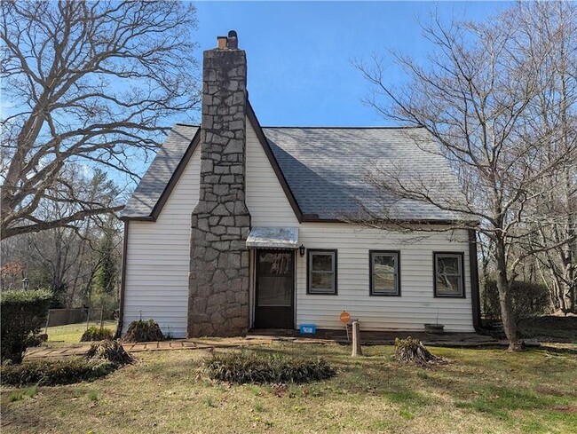 Building Photo - 2601 Semmes St