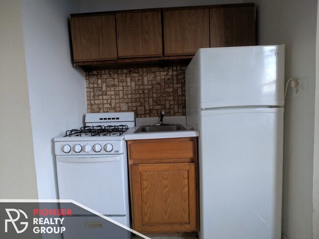 Foto del edificio - 739 W Belmont