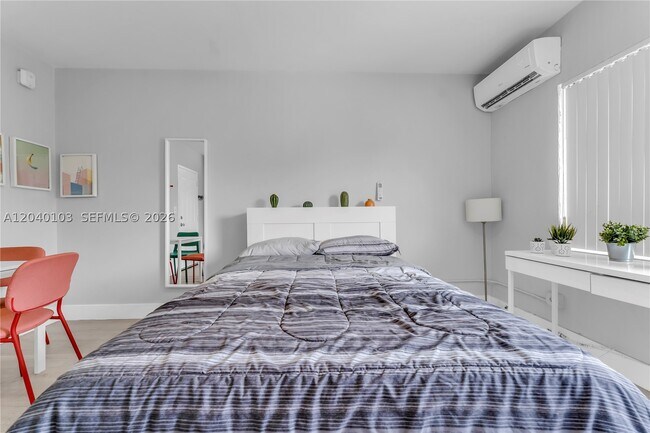 Foto del edificio - 6647 SW 59th St