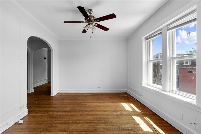 Foto del edificio - 6414 N Newgard Ave