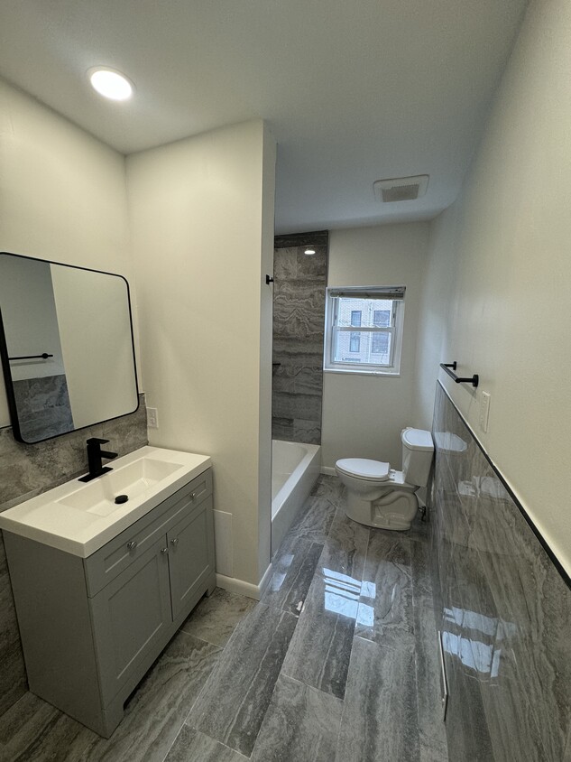 New bathroom - 2201 Coral St