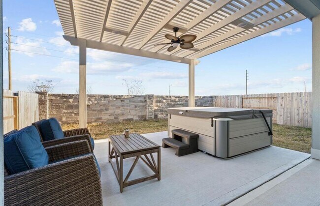 Foto del edificio - 614 Sandy Bay Ln