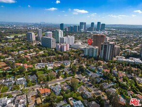 Building Photo - 10433 Wilshire Blvd