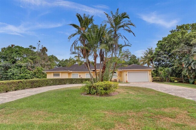 Foto del edificio - 4750 SW 128th Ave