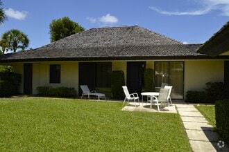 Building Photo - 11876 Pebblewood Dr