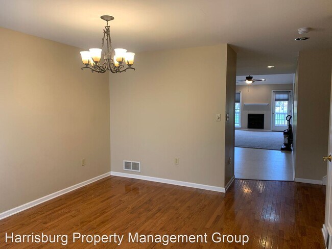 Building Photo - 3 br, 2.5 bath House - 102 Brynfield Way