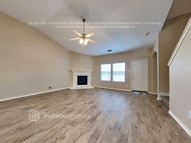 Foto del edificio - 4620 Barberry Tree Cove