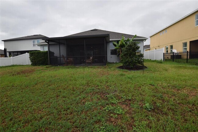 Foto del edificio - 2651 Magpie Way