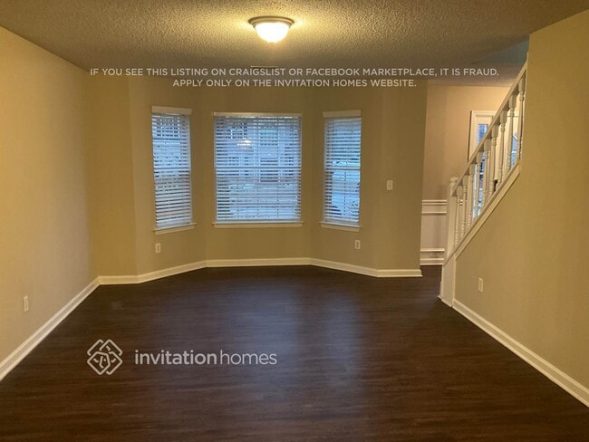 Building Photo - 372 Othello Dr