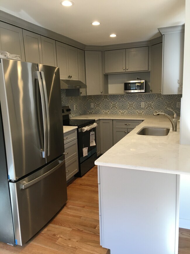 Kitchen - 89-93 Teaneck Rd