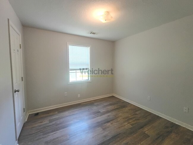 Foto del edificio - 3BR/2BA Home with Carport & Easy Highway Access