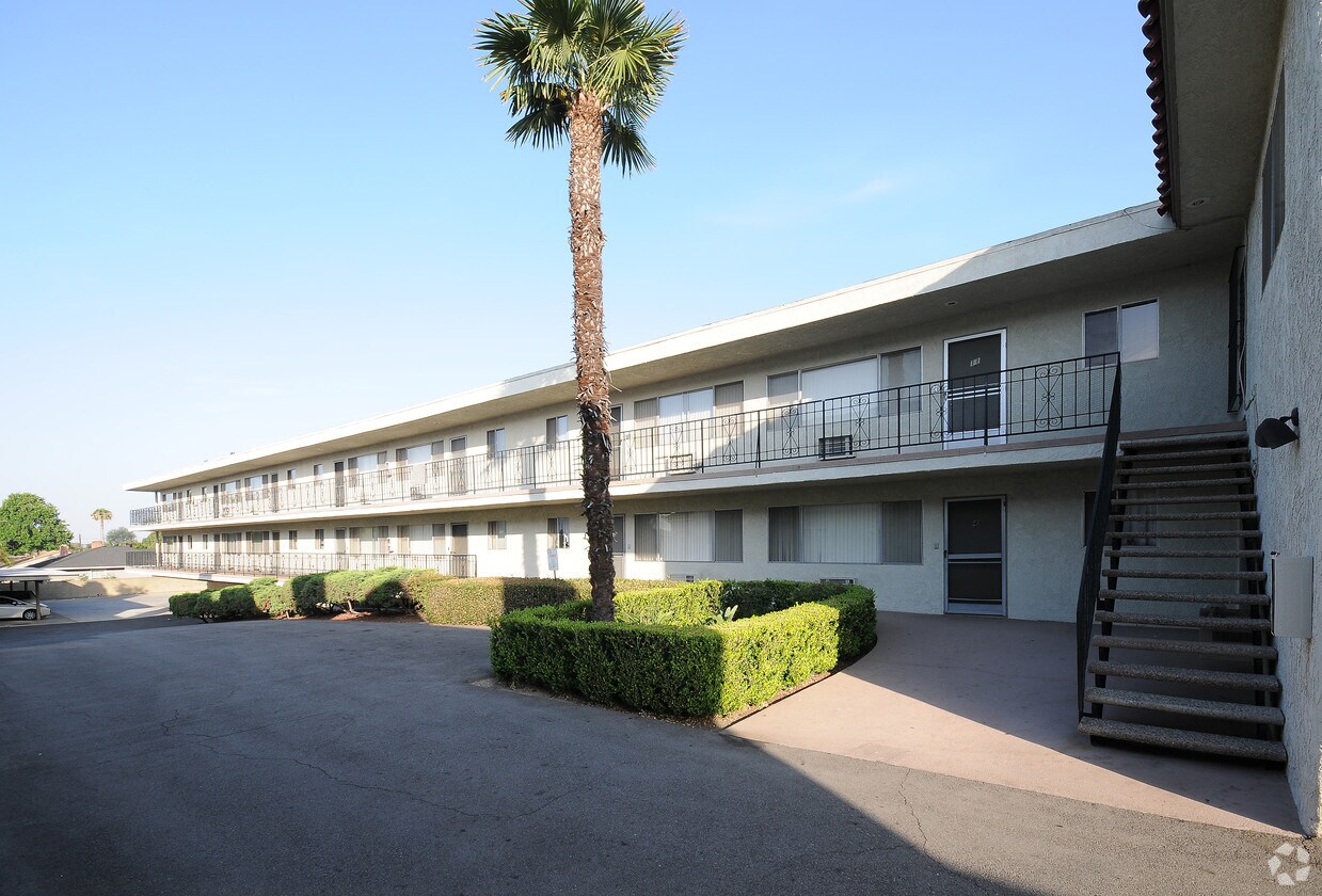 Foto del edificio - 13242 Cullen St