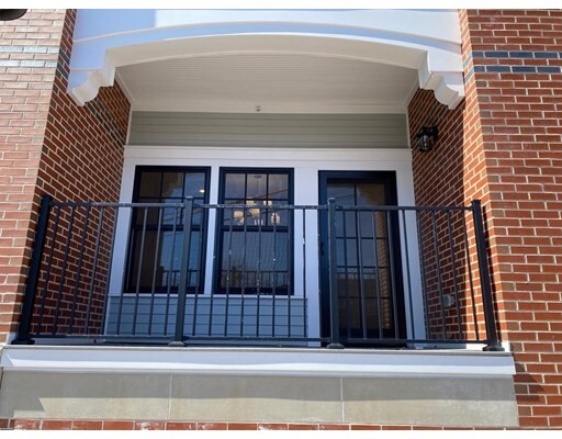 Foto del edificio - 36 Elmwood Ave