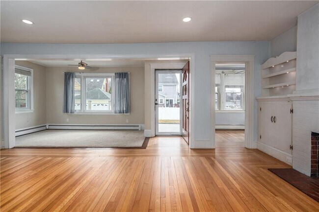 Building Photo - 41 Berwick Ln