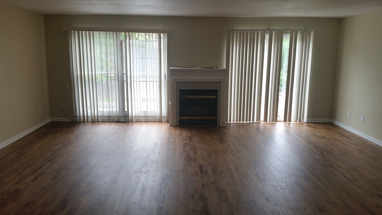 Foto principal - 65 W Euclid St