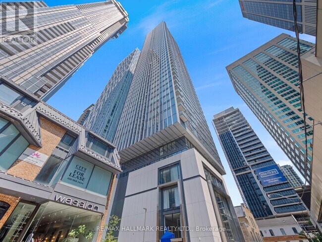 Building Photo - 8 Cumberland St