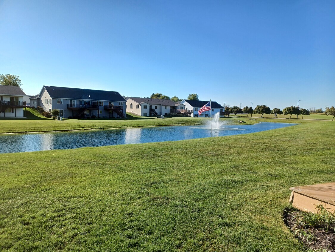 Foto principal - 118 S Heritage Dr
