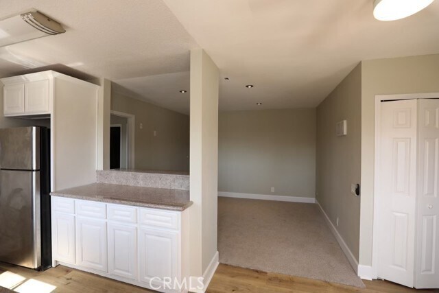 Building Photo - 3142 Midway Dr