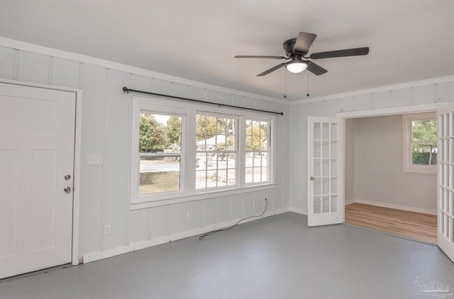 Building Photo - 1217 Poppy Ave