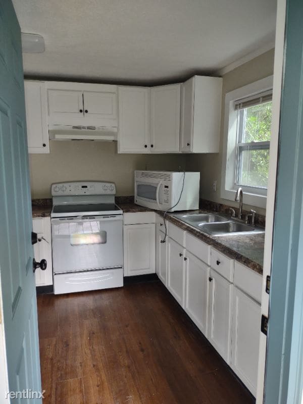 Building Photo - 4210 Trout River Blvd