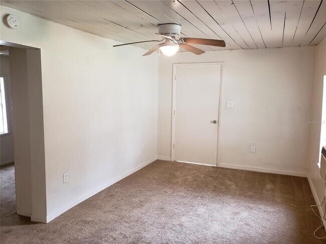 Foto del edificio - 2008 Hollywood Ave