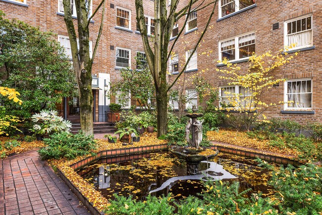 Foto del edificio - 1631 16th Ave