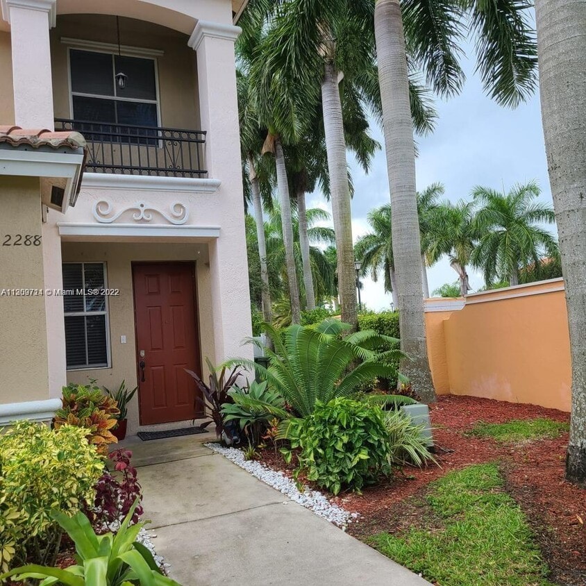 2288 NE 42nd Cir, Homestead, FL 33033 Townhome Rentals in Homestead FL