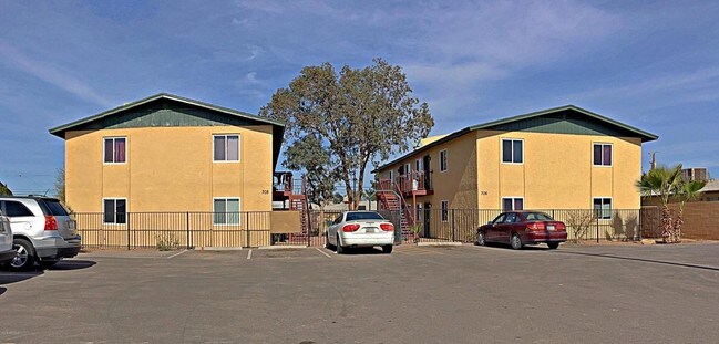 Foto del edificio - 706 W 11th St